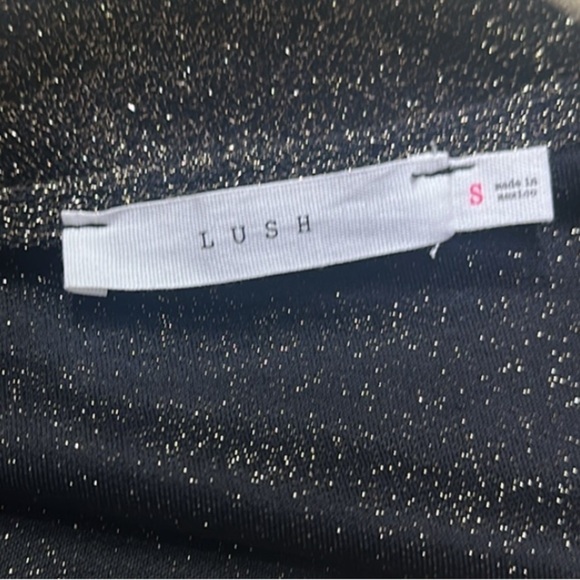 NWT VICI SHINE YOUR LIGHT METALLIC DRAPE LONG SLEEVE TOP - GOLD SIZE S - Picture 7 of 8